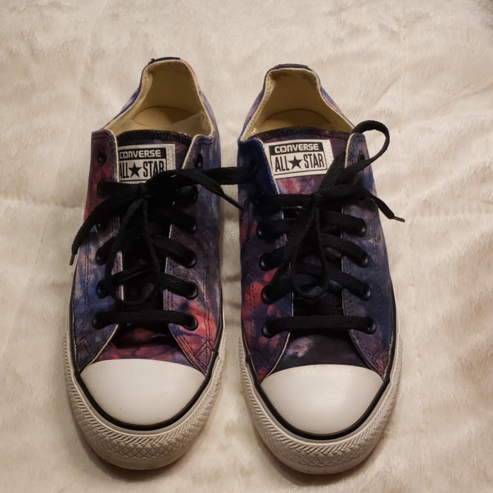 EUC Women's RARE Tie dye Converse Size 9 Unique!